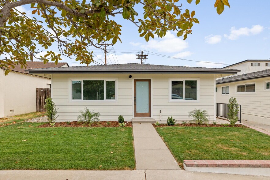 More Photos Of 17302 Ermanita Ave, Torrance Apartments For Sale