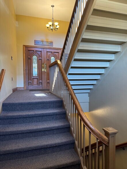 More Photos Of 35 W Pittsburgh St, Greensburg Office For Sale