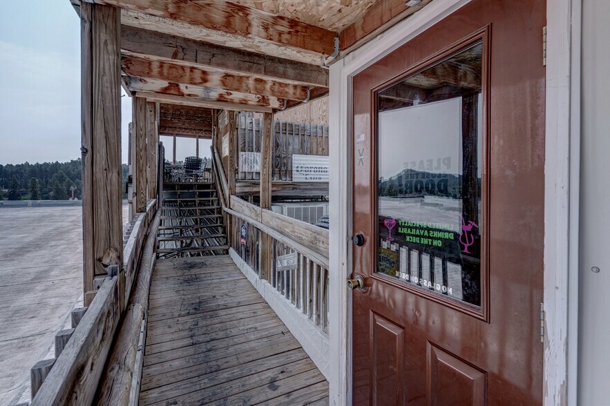 More Photos Of 245 Main St, Hill City Restaurant For Sale