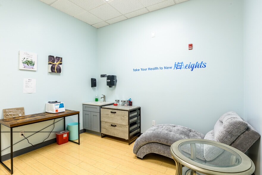 More Photos Of 100 Corporate Dr, Trumbull Office For Sale