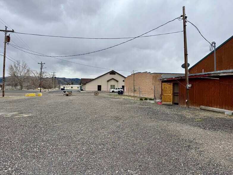 More Photos Of 479 6th Street St, Wells Industrial For Sale