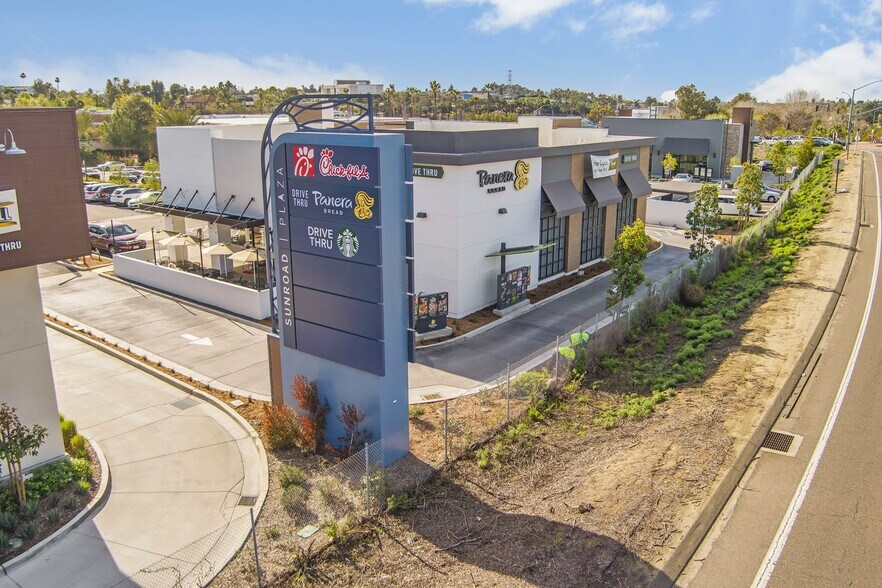 More Photos Of 485 Hacienda Dr, Vista Unknown For Lease