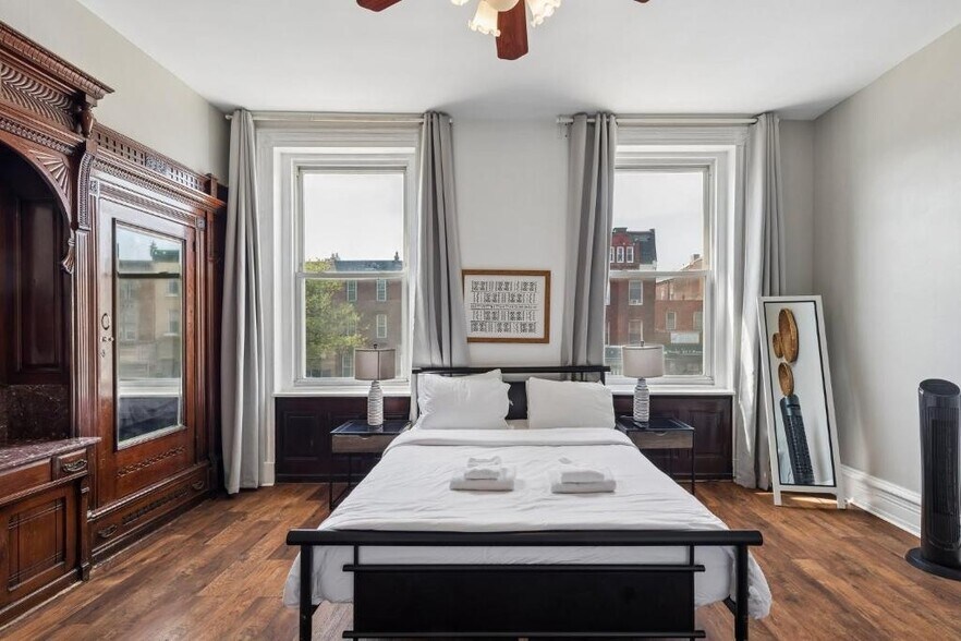 More Photos Of 1611 S Broad St, Philadelphia Specialty For Sale