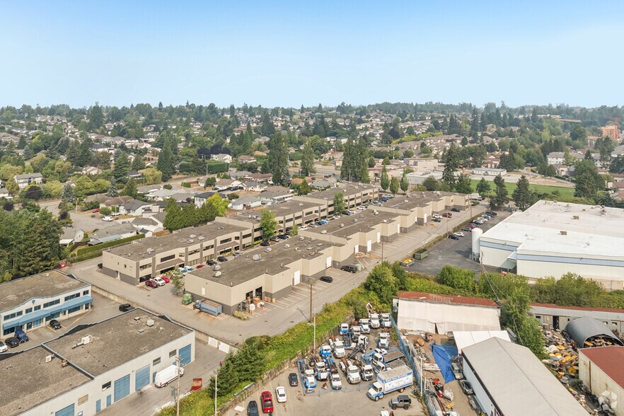 More Photos Of 19292 60th Ave, Surrey Warehouse For Lease