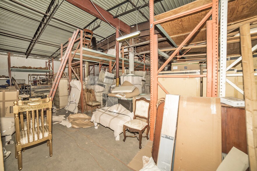 More Photos Of 4214 W Virginia Ave, Tampa Warehouse For Lease