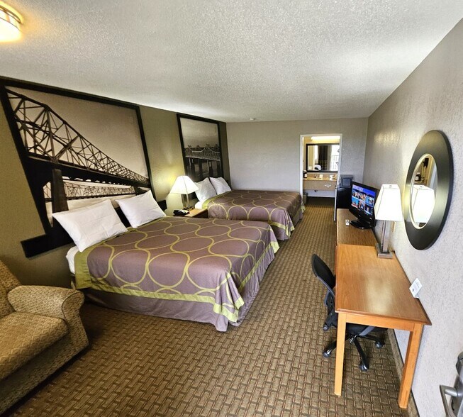 More Photos Of 144 Highway 65 S, Tallulah Hotel For Sale