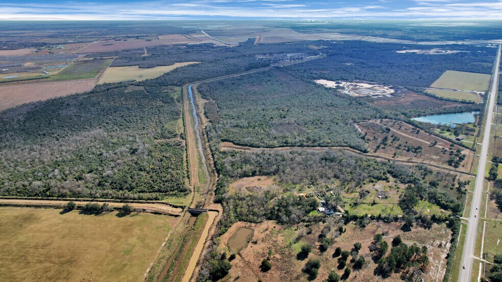 More Photos Of 10 FM 2403, Alvin Land For Sale