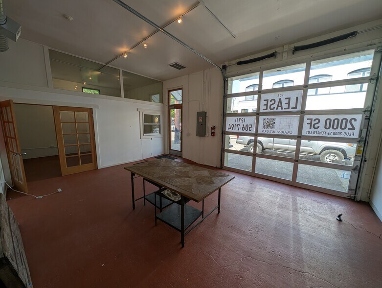 More Photos Of 8836 N Lombard St, Portland Storefront For Lease