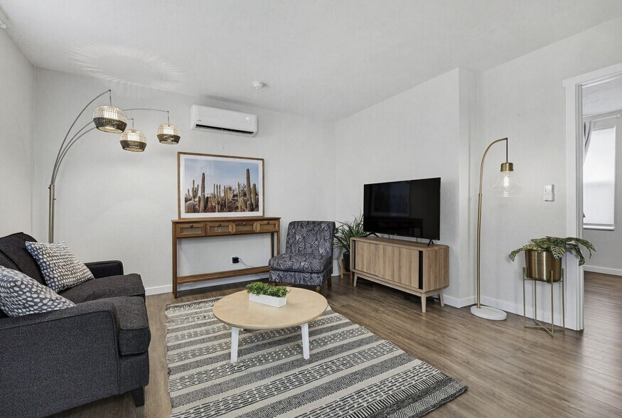 More Photos Of 2104 N 18th St, Boise Apartments For Sale