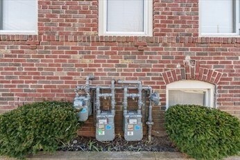 More Photos Of 903-909 Main St, West Springfield Storefront Retail Residential For Sale