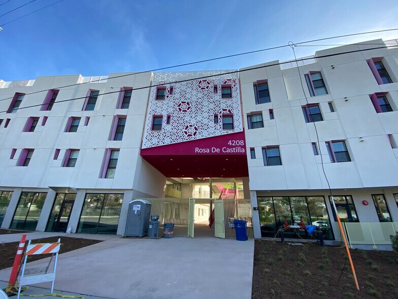 More Photos Of 4208 E Huntington Dr S, Los Angeles Apartments For Lease