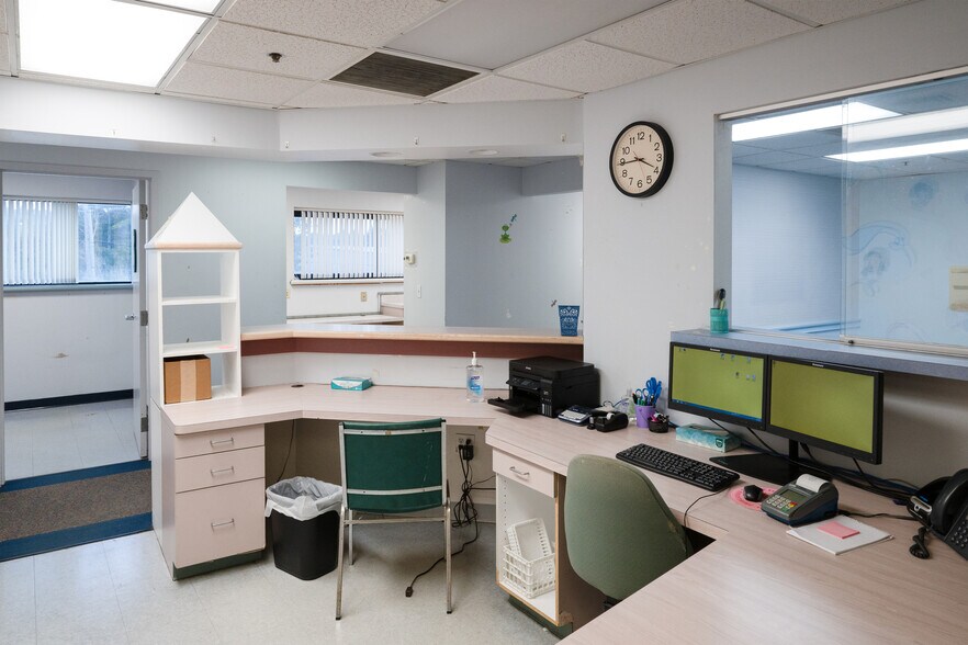 More Photos Of 110 Long Pond Rd, Plymouth Medical For Sale