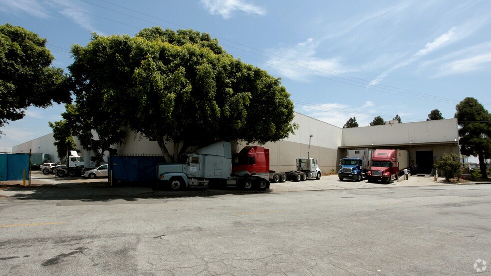 More Photos Of 6541 E Washington Blvd, Commerce Manufacturing For Lease