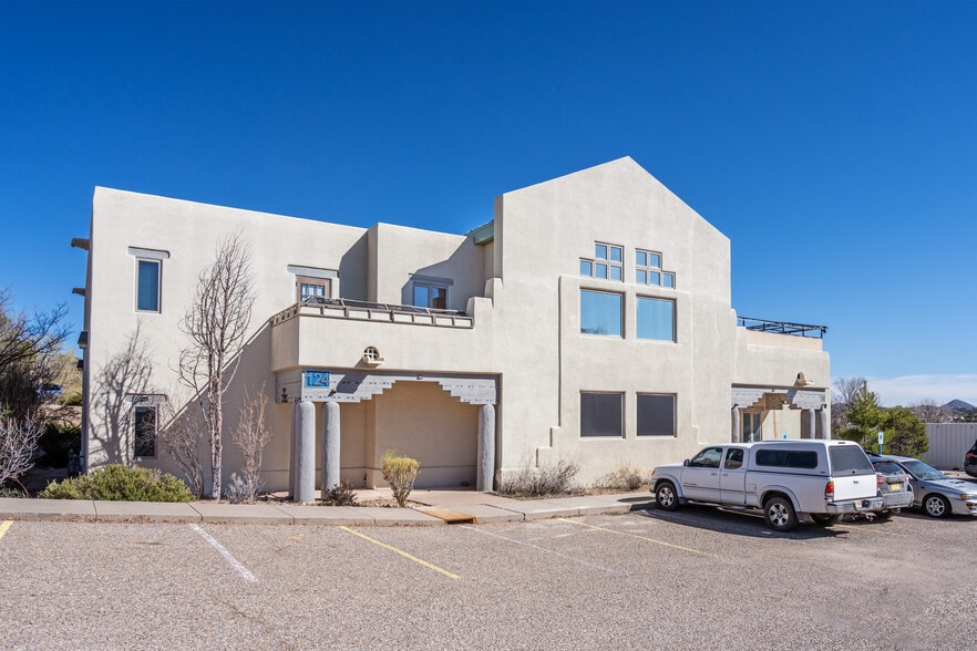 Primary Photo Of 124 Siringo Rd, Santa Fe Office For Sale