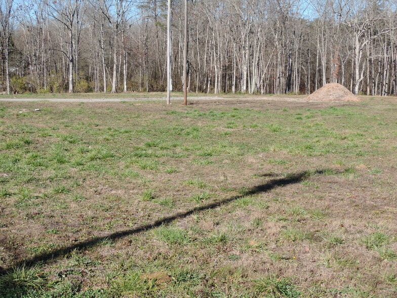 More Photos Of 3250 U.S. 70N, Crossville Land For Lease