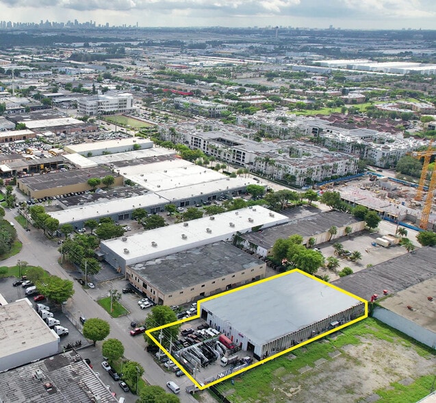 More Photos Of 8230-8232 NW 56th St, Miami Warehouse For Sale