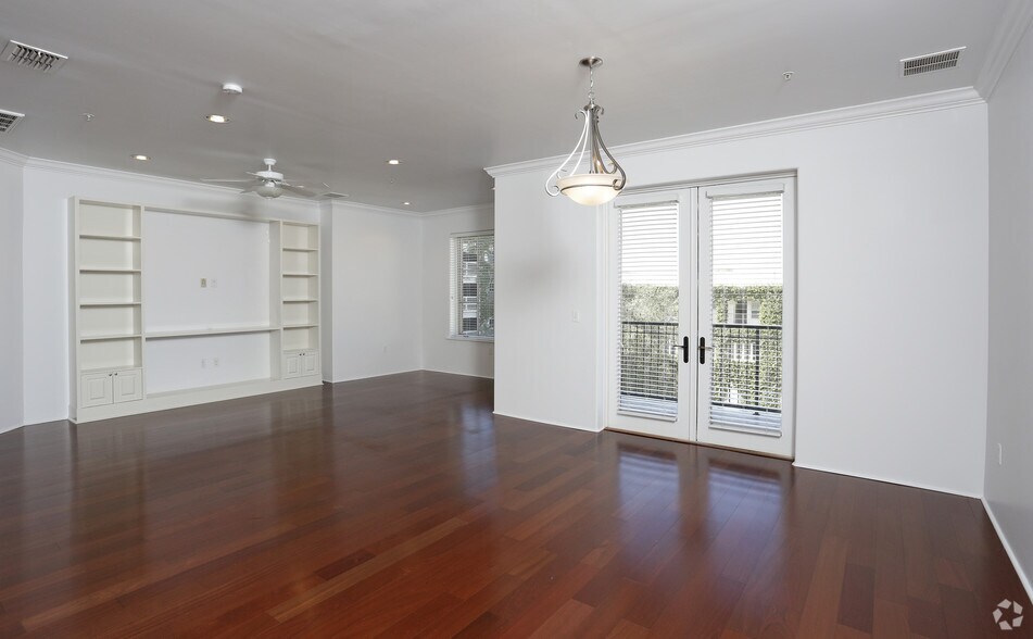 More Photos Of 433 W New England Ave, Winter Park Apartments For Lease