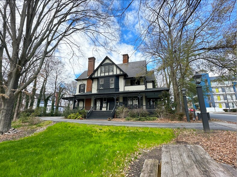 Primary Photo Of 224 S Cherry St, Winston-Salem Office For Lease