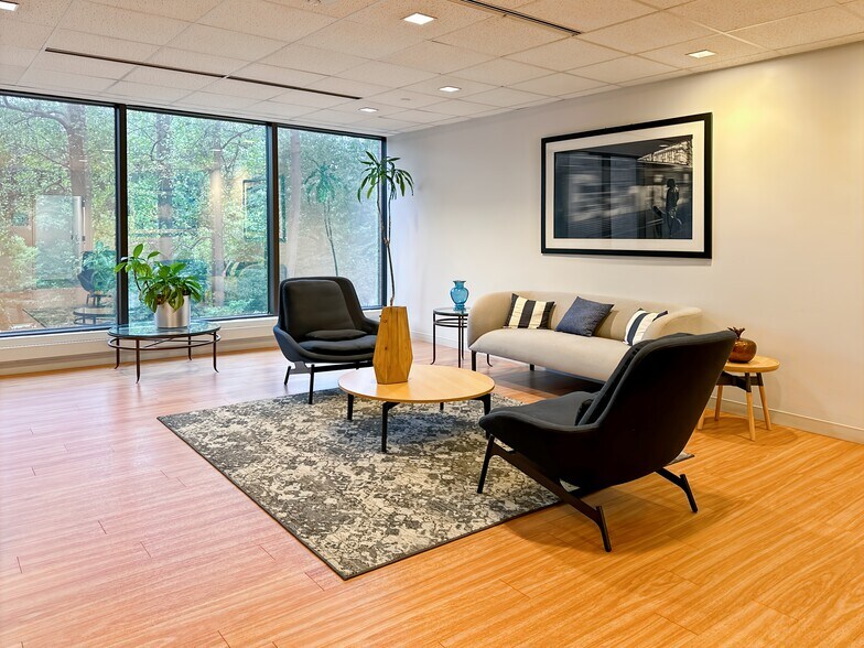 More Photos Of 10440 Little Patuxent Pky, Columbia Coworking Space