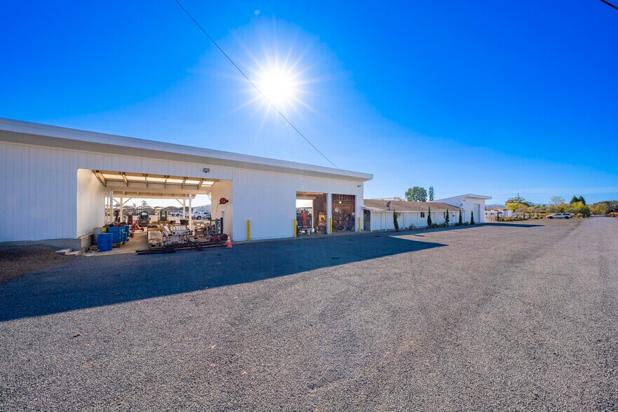 More Photos Of 2208 Olivet Rd, Santa Rosa Industrial For Sale