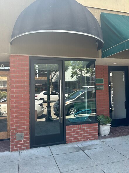 Primary Photo Of 511-515 S Myrtle Ave, Monrovia Bank For Lease