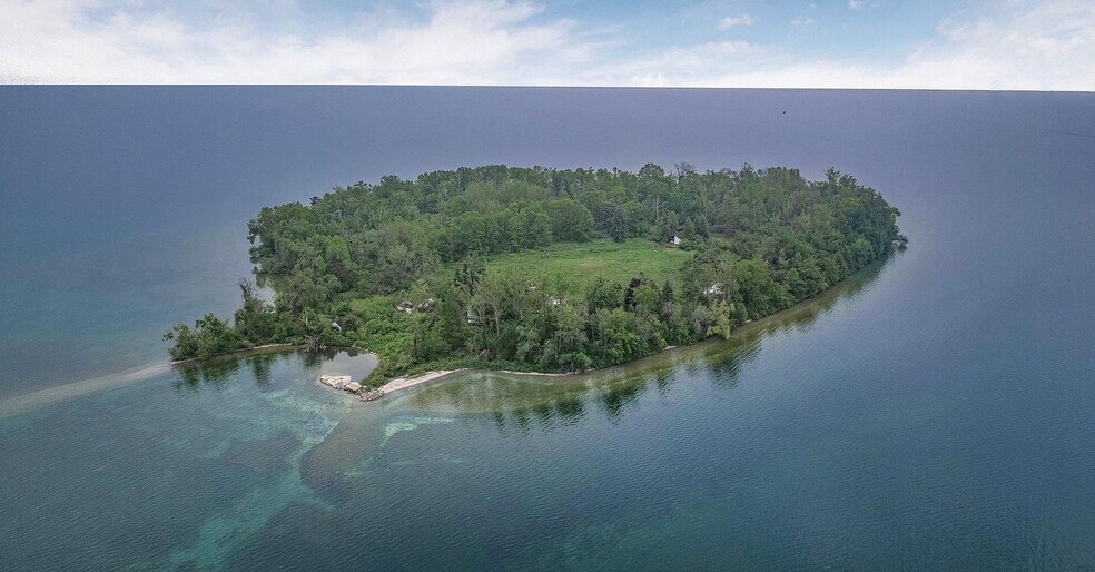 Primary Photo Of 1000 Strawberry Island, Rama Land For Sale