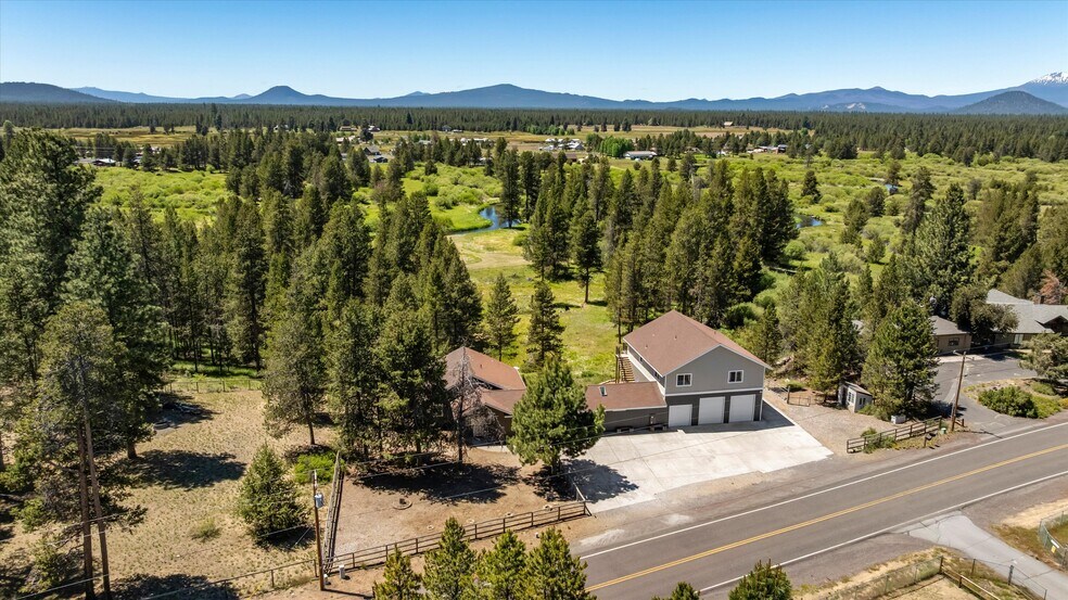 More Photos Of 53345 Riverview Dr, La Pine Multifamily For Sale
