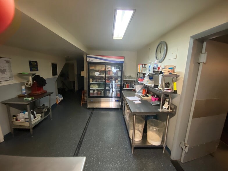 More Photos Of 4899 County Hwy EE, Appleton Restaurant For Sale