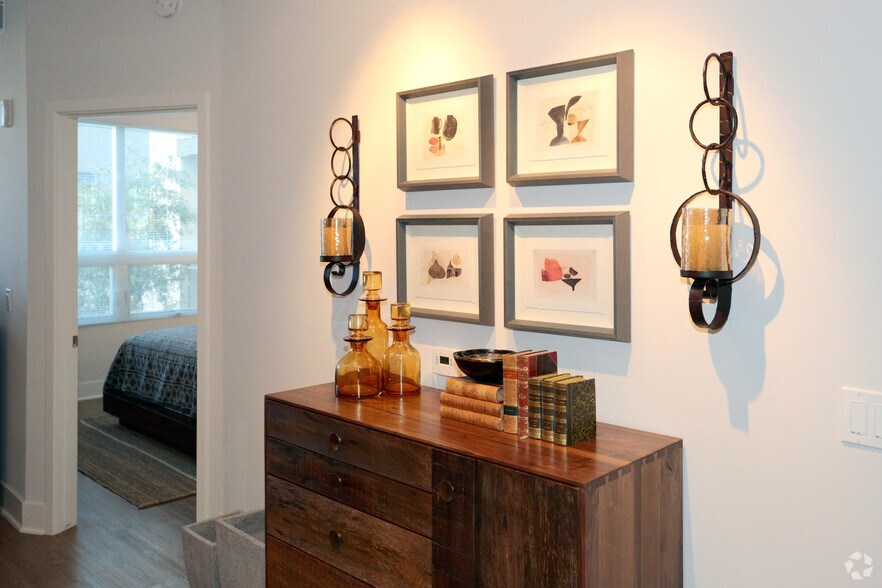 More Photos Of 7350 E Stetson Dr, Scottsdale Apartments For Lease