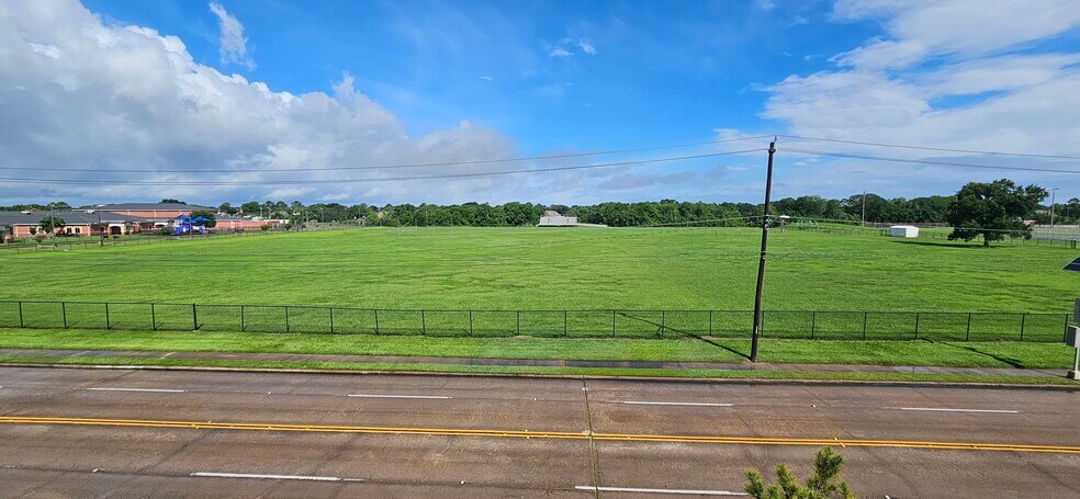 More Photos Of 2903 Falcon Pass Dr, Houston Land For Sale