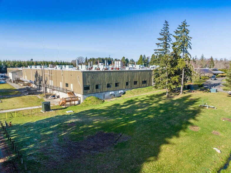 More Photos Of 19215 Vashon Hwy SW, Vashon Island Warehouse For Lease