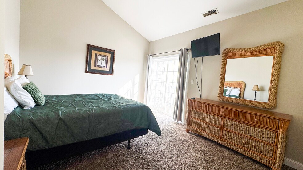 More Photos Of 5906-5908 Coastal Hwy, Ocean City Apartments For Sale