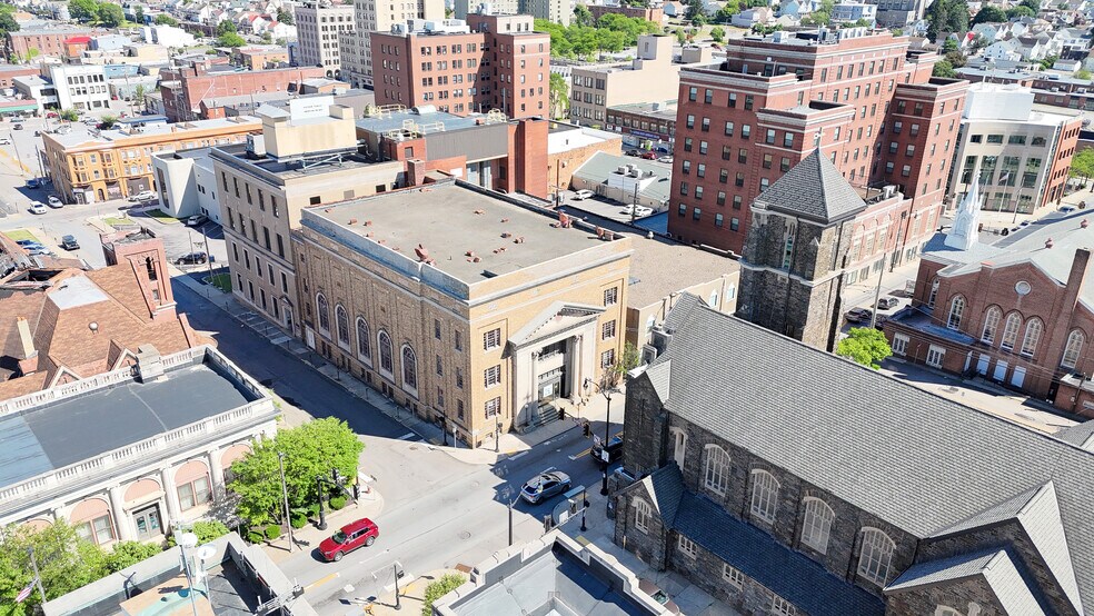 More Photos Of 31 N Church St, Hazleton Apartments For Sale