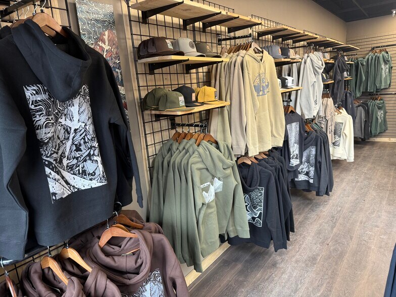 More Photos Of 100 N Main St, Breckenridge General Retail For Sale