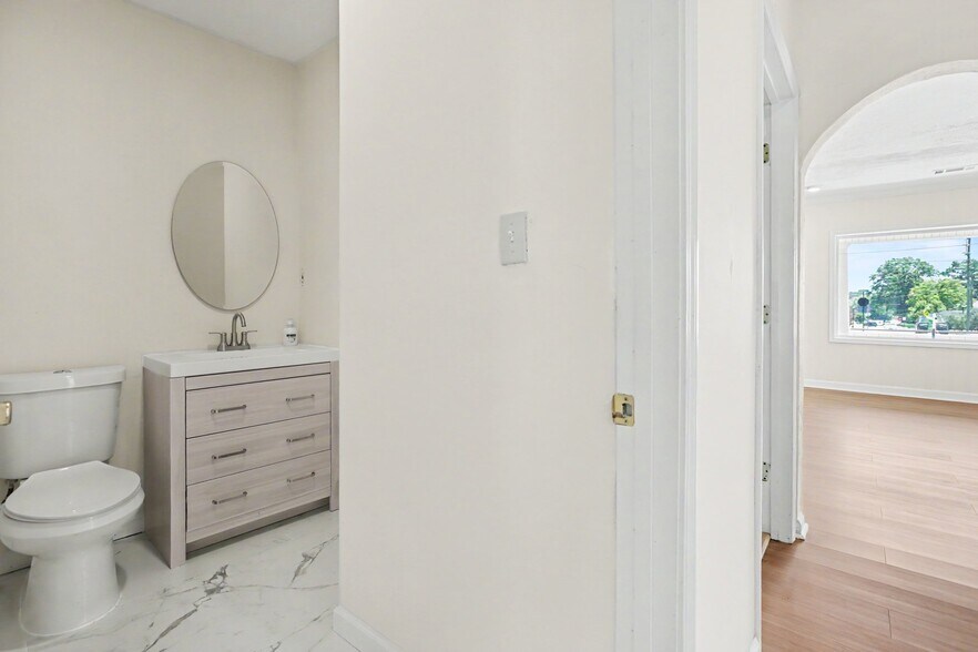 More Photos Of 5084 Lavista Rd, Tucker Office For Sale