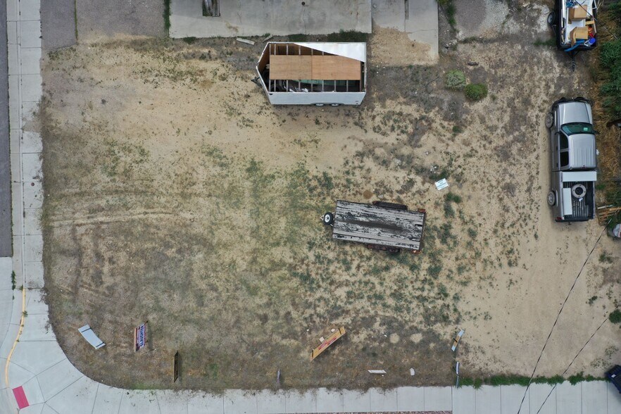 More Photos Of 101 S Center St, Green River General Retail For Sale