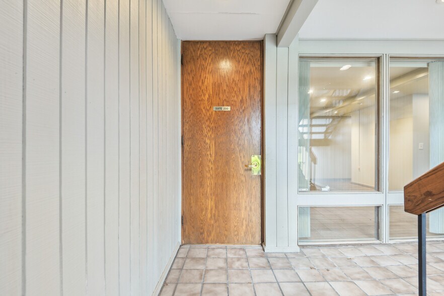 More Photos Of 7225 S 85th East Ave, Tulsa Office For Lease