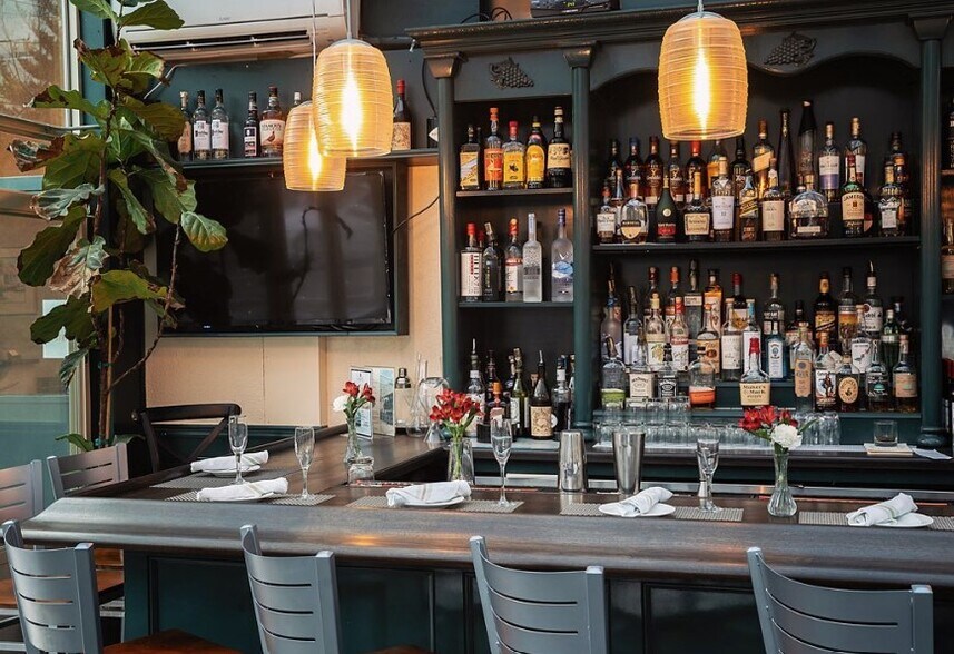 More Photos Of 531 N Main St, Port Chester Restaurant For Lease