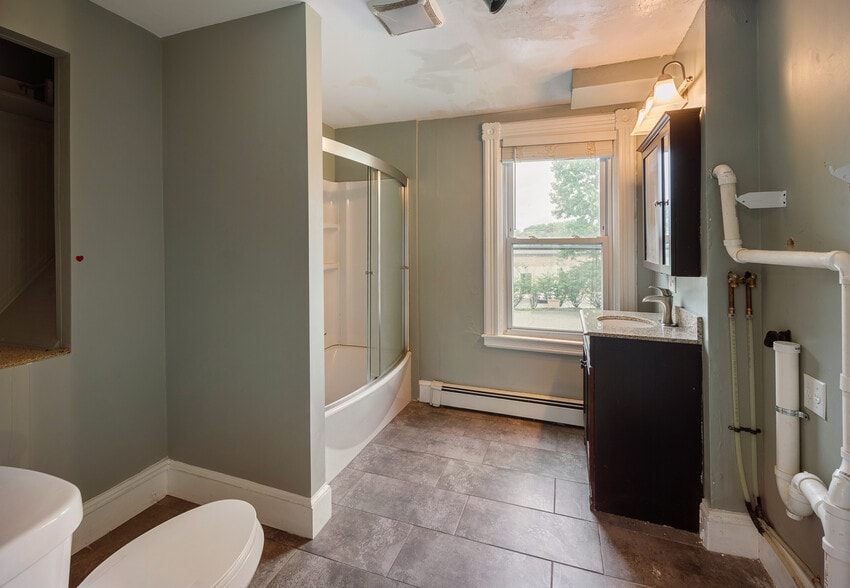 More Photos Of 7 Bridge St, Billerica Office For Sale