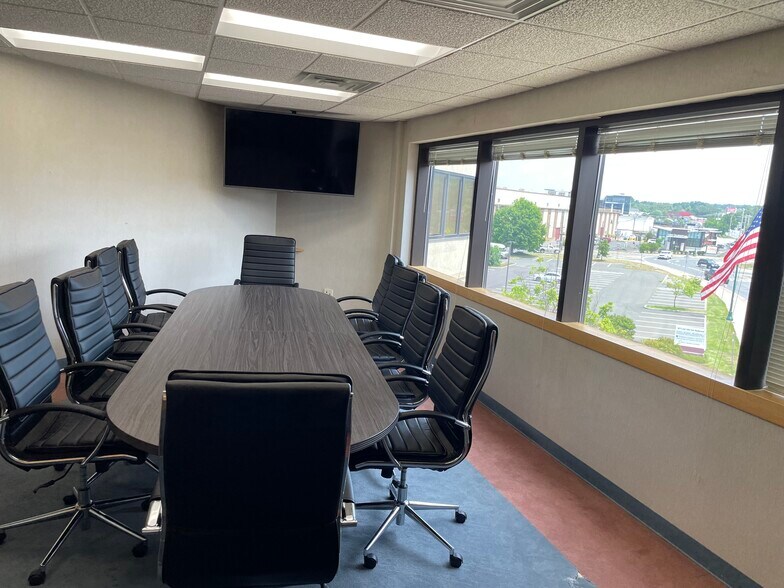 More Photos Of , Schenectady Office For Sale