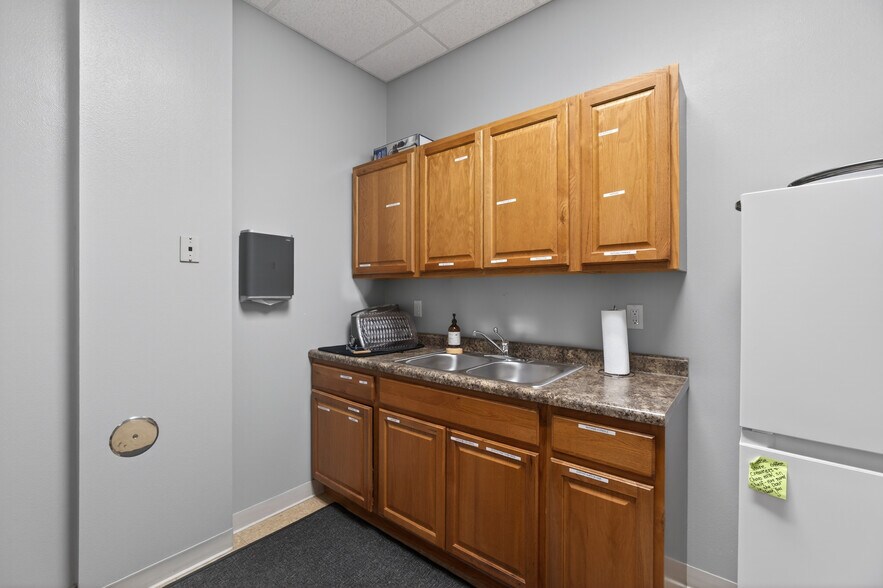 More Photos Of 1000 E Riverview Expy, Wisconsin Rapids Unknown For Lease