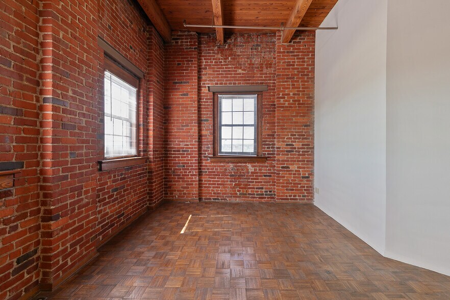 More Photos Of , Richmond Multifamily For Sale