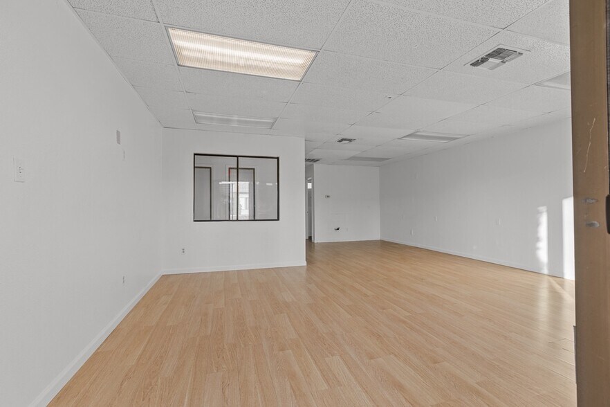 More Photos Of 4800 Manzanita Ave, Carmichael Office Residential For Lease