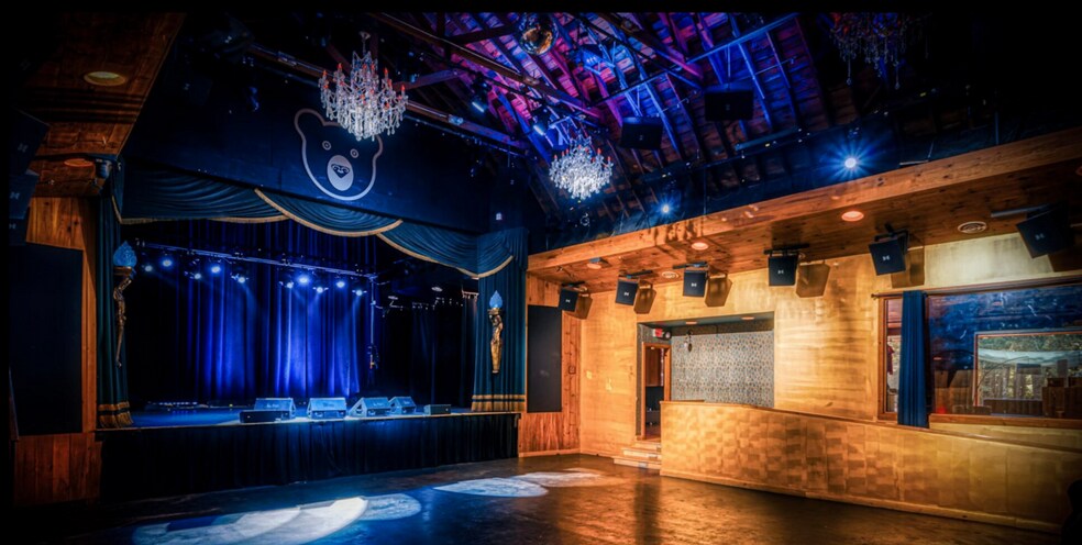 More Photos Of 279 Tinker St, Woodstock Theater Concert Hall For Sale