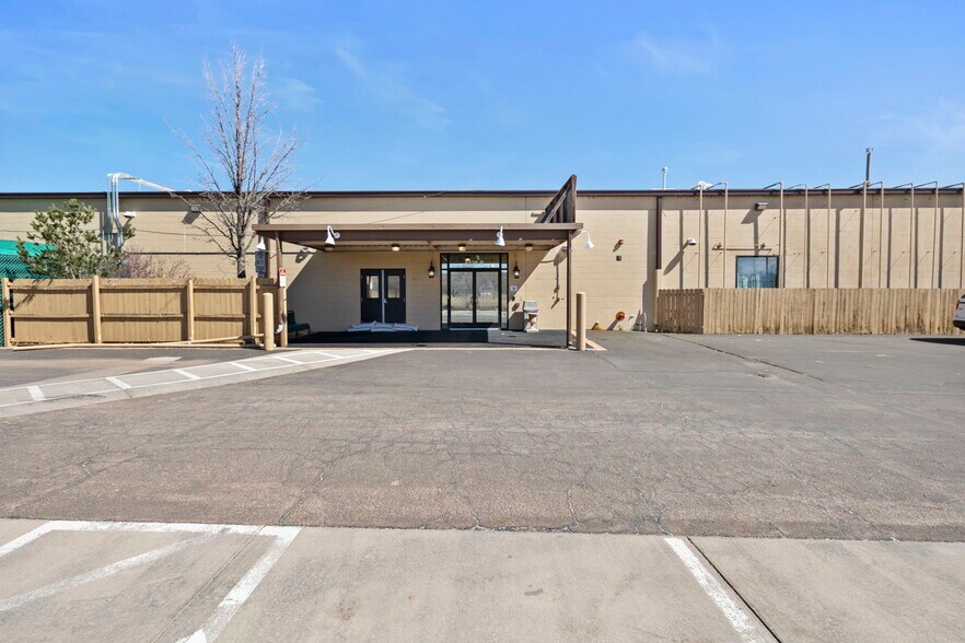 More Photos Of 6436 S Hwy 85-87, Colorado Springs General Retail For Sale