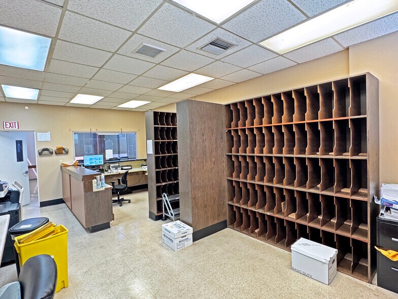 More Photos Of 1904 N Orange Grove Ave, Pomona Medical For Lease