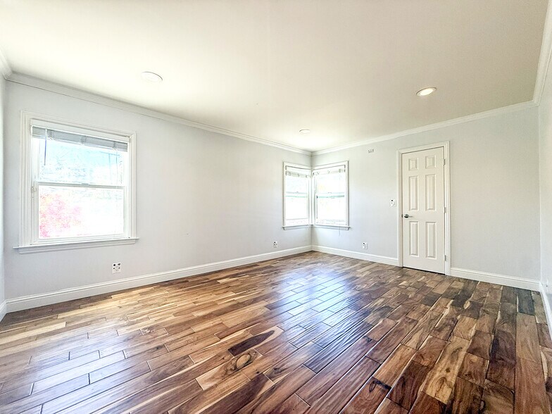 More Photos Of 1257 Magnolia St, San Carlos Land For Sale