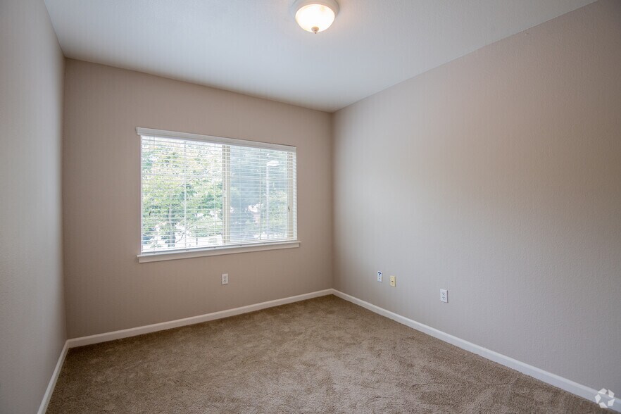 More Photos Of 1666 Da Vinci Ct, Davis Apartments For Sale