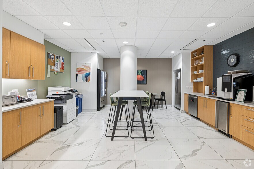 More Photos Of 100 Fillmore St, Denver Coworking Space