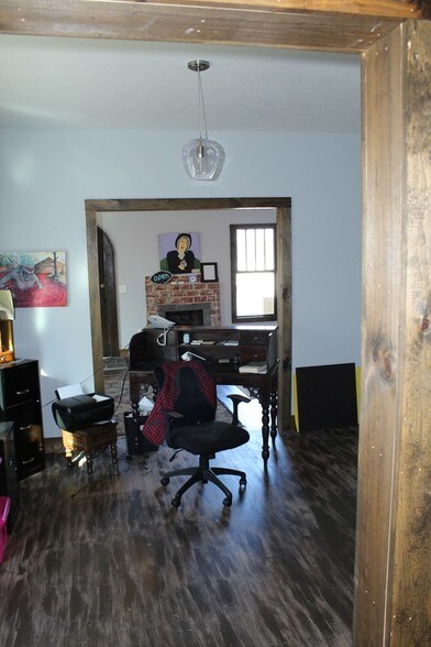 More Photos Of 401 Bankhead Hwy, Carrollton Office For Lease